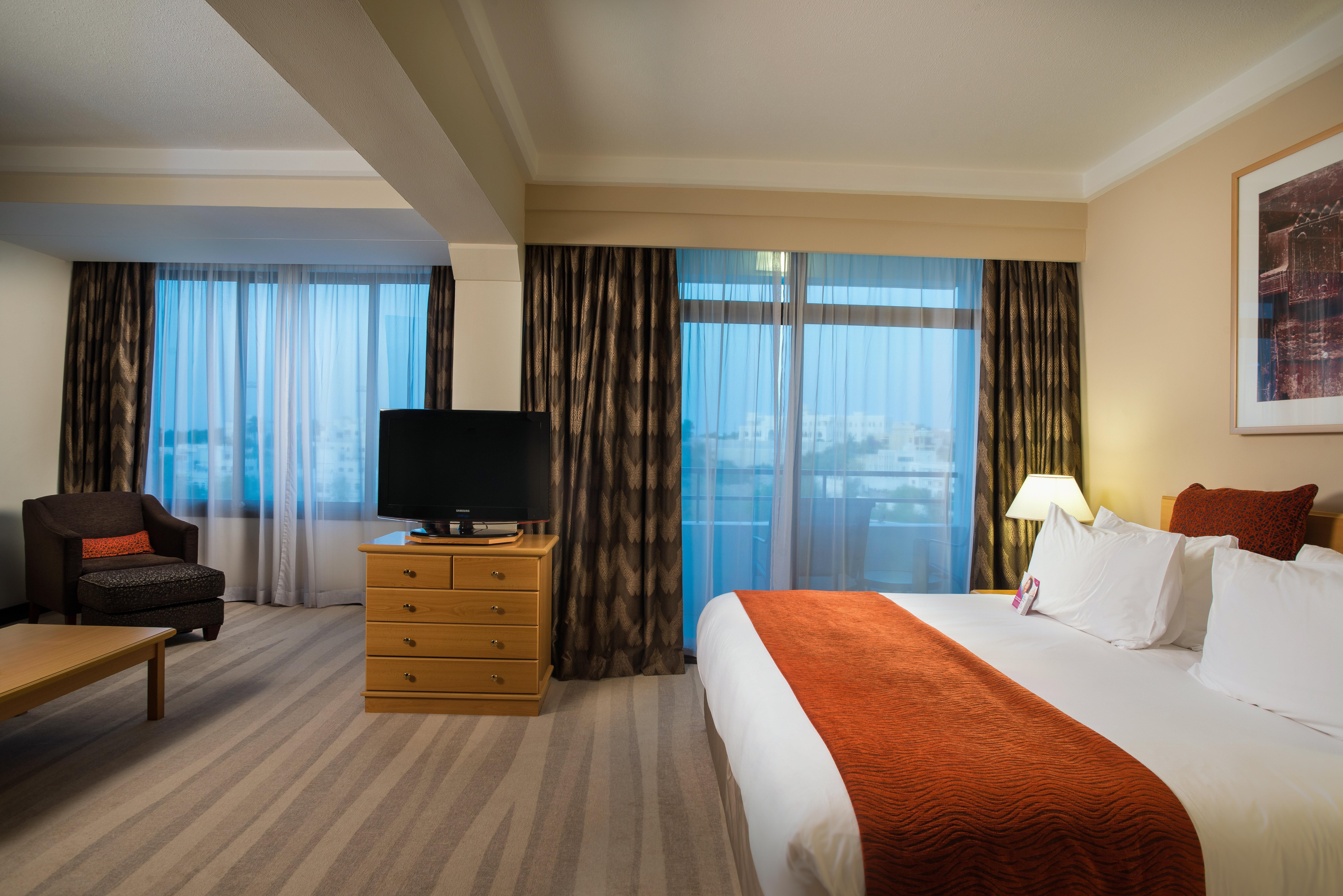 Crowne Plaza Muscat By Ihg Hotell Eksteriør bilde