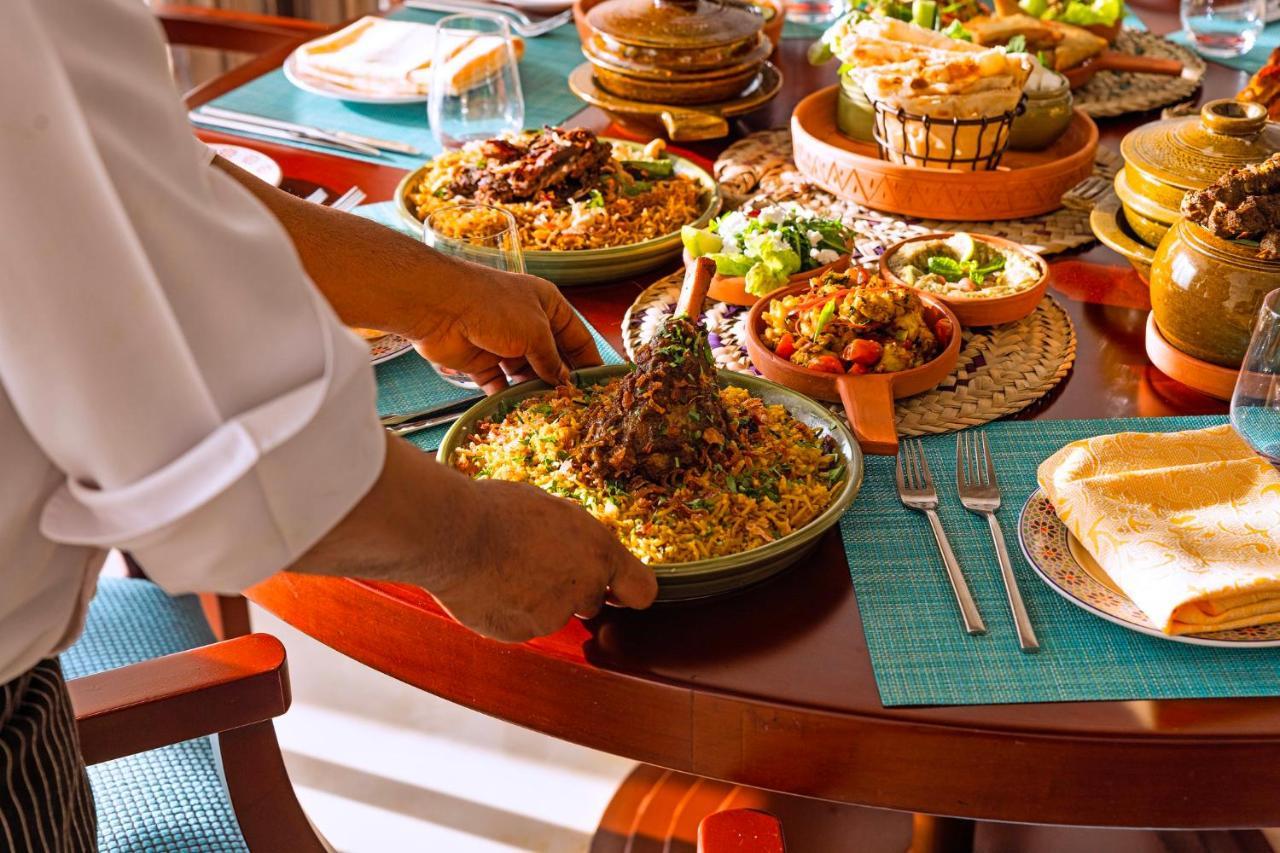 Crowne Plaza Muscat By Ihg Hotell Eksteriør bilde