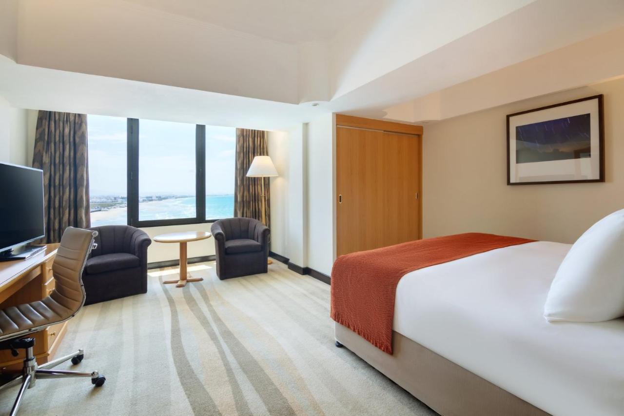 Crowne Plaza Muscat By Ihg Hotell Eksteriør bilde